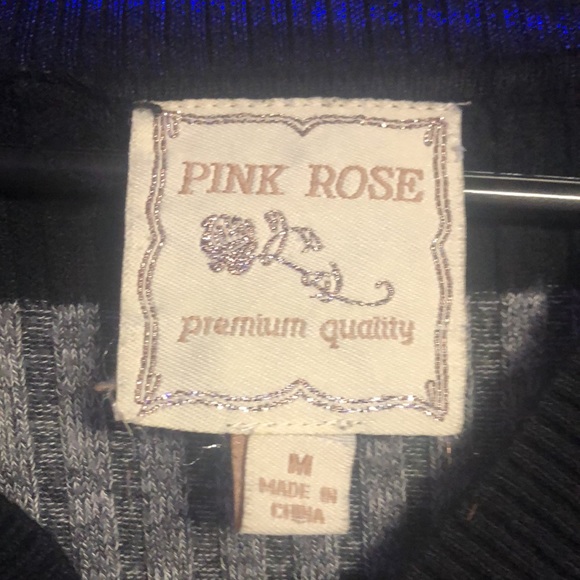 Pink rose tight fitting 3/4 length sleeve black and grey shirt. - Picture 4 of 4